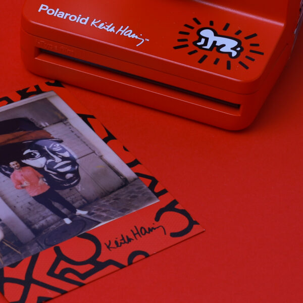 Fotocamera istantanea Polaroid Now i Type Edizione Keith Haring 2