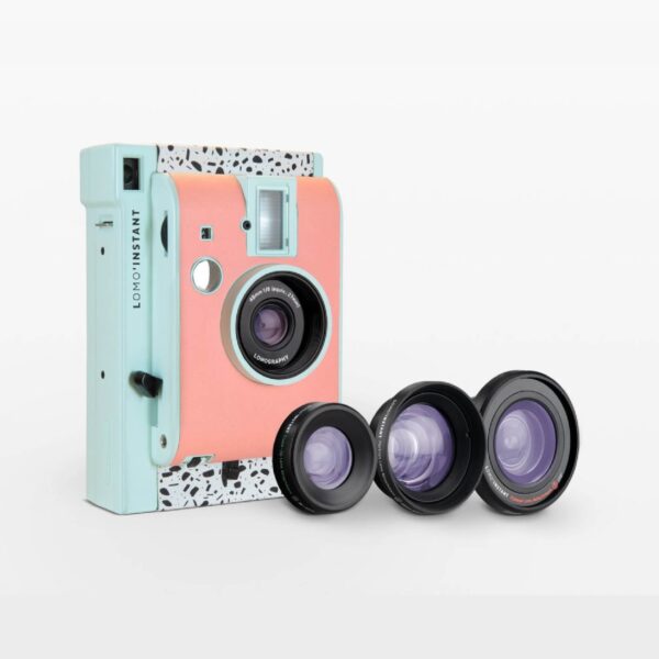 Fotocamera istantanea lomography_ Milano edition